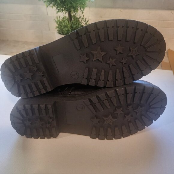 So Bowfin womens combat boots NWOT - Picture 2 of 5